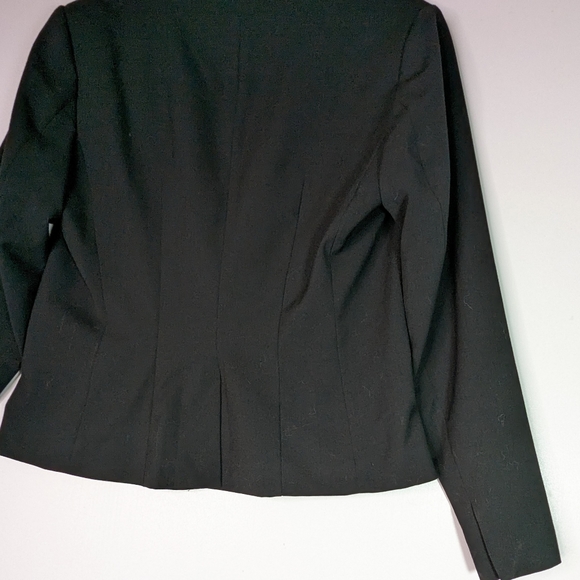 Black Short Blazer Size 4 Single Button H & M Fitted - Picture 6 of 10
